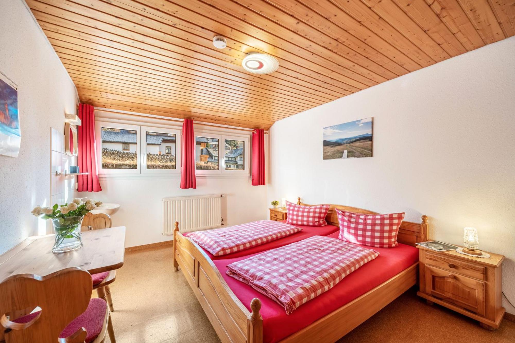 Haus Schoeneck Apartment Todtnauberg